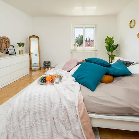 Og1 M 70m2 Grosse 2-zimmer Naehe Salzburg Apartamento *